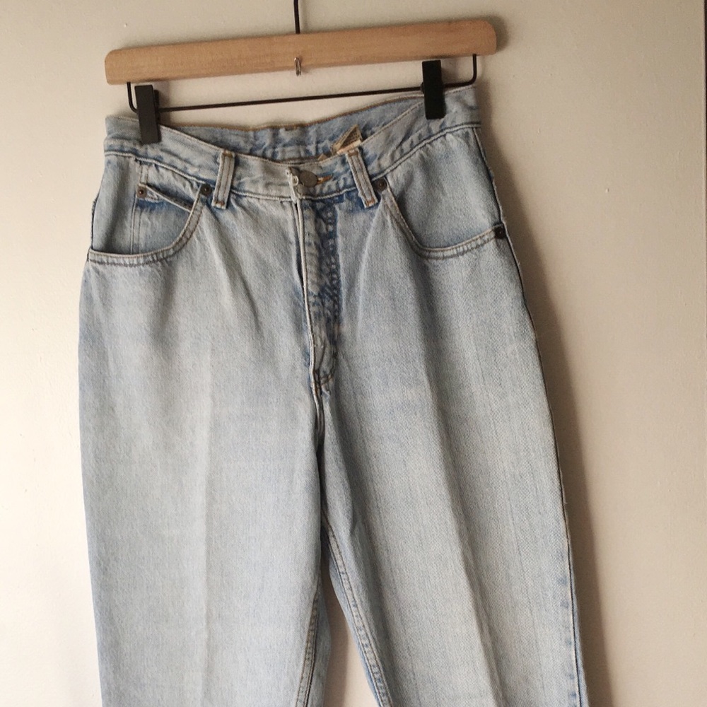 Vintage Calvin Klein High-Waisted Jeans - Picture 4 of 6